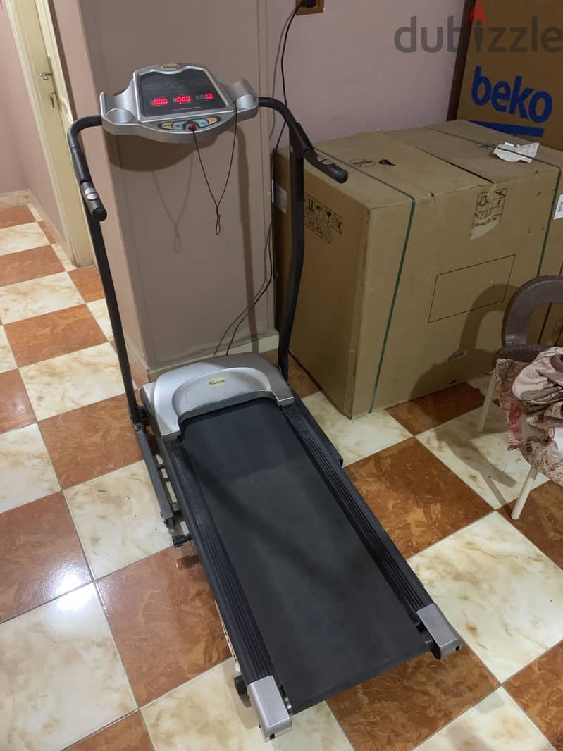Human traction treadmill 3
