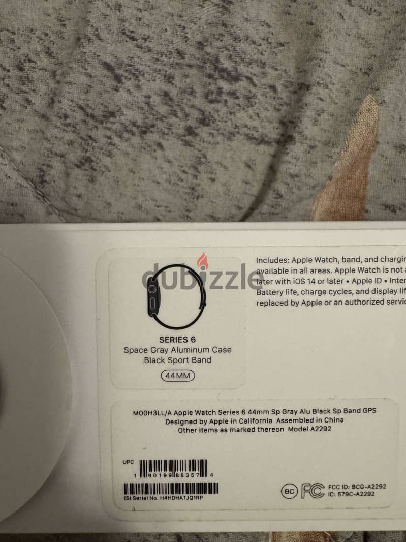Apple Watch Series 6 (full box) 2