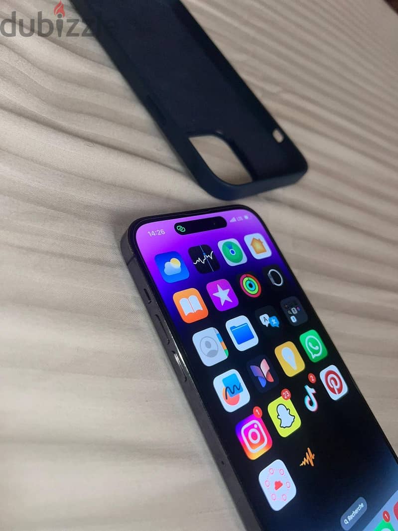 iPhone 14 Pro 2