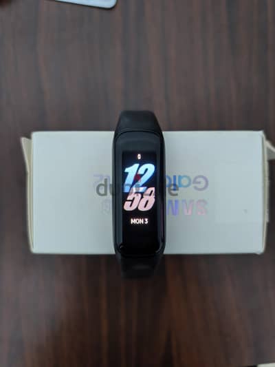 Samsung fit 2 watch black