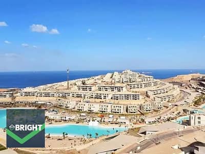 Best deal: 146m² hotel-style apartment, ultra-super-lux finished and fully furnished, with a lagoon view—available now.