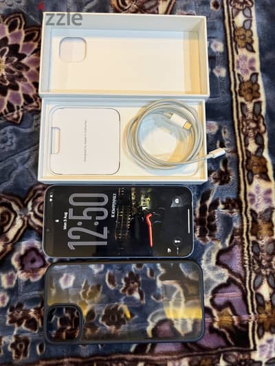 آبل - آيفون 14 بلس