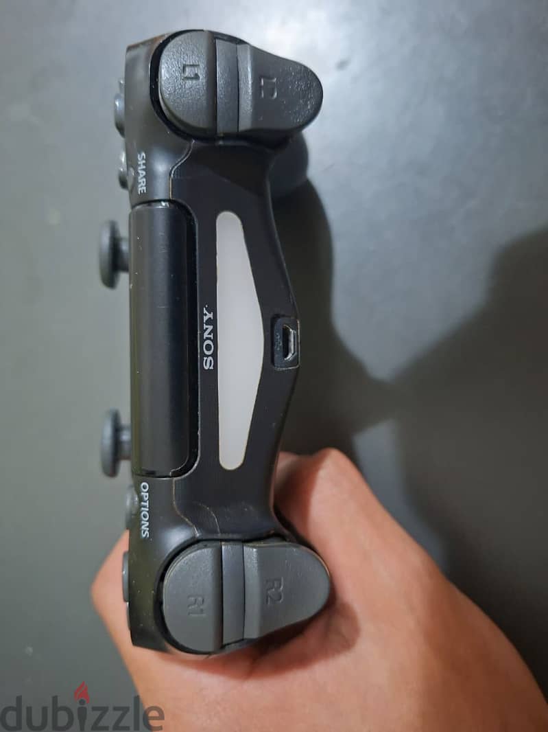 Original Ps4 controller 2
