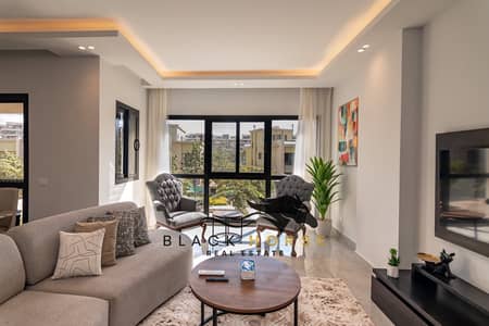 Sky Condo with 2 Master Bedrooms & Nanny’s Room for Rent in Sodic Villette