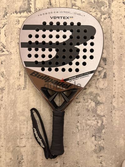 Bullpadel Vertex 03 CMF