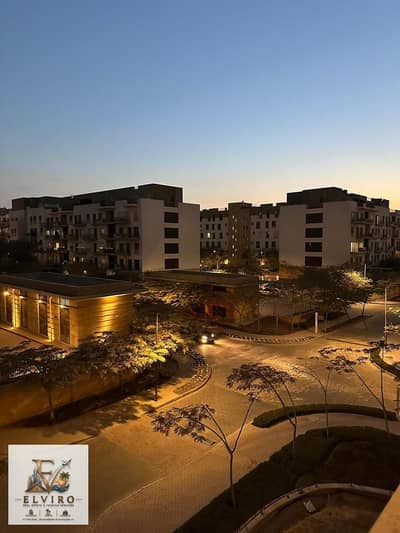 Super Lux   Semi- Furnished Apartment for rent in Eastown