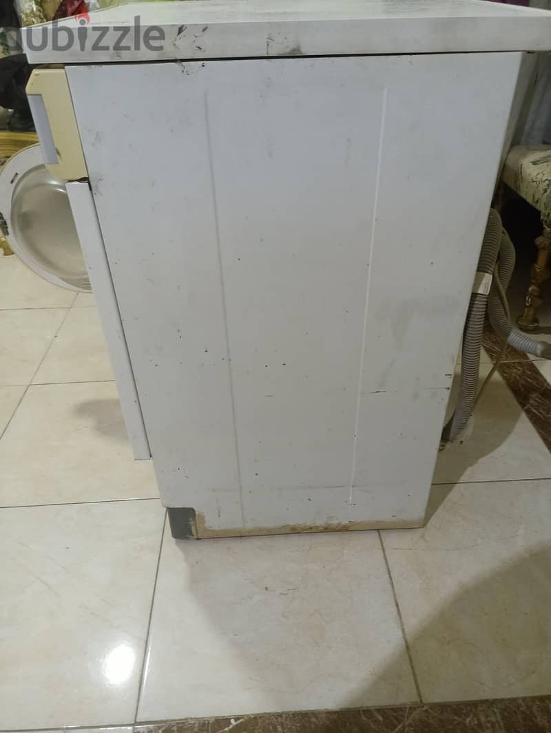 ايديال زانوسي 2