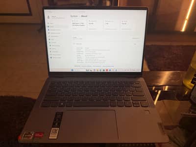 Lenovo IdeaPad Flex 5 14ABR8,Touch screen with pen