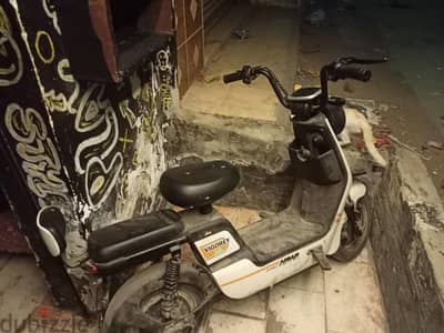 سكوتر كهربائي ماركة فيجوري