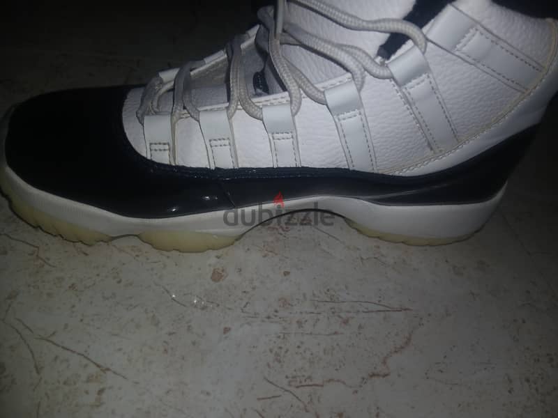 Jordan 11 4
