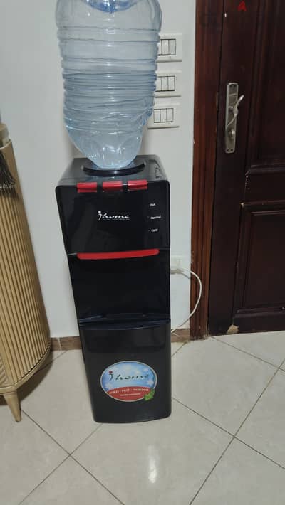 مبرد مياة دسبنسر