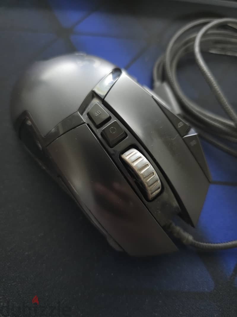 Logitech G502 HERO Gaming Mouse 3