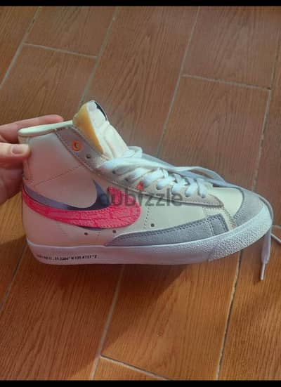 Nike shoes