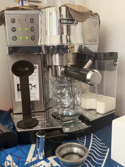 Delongi Expresso Machine EC850M