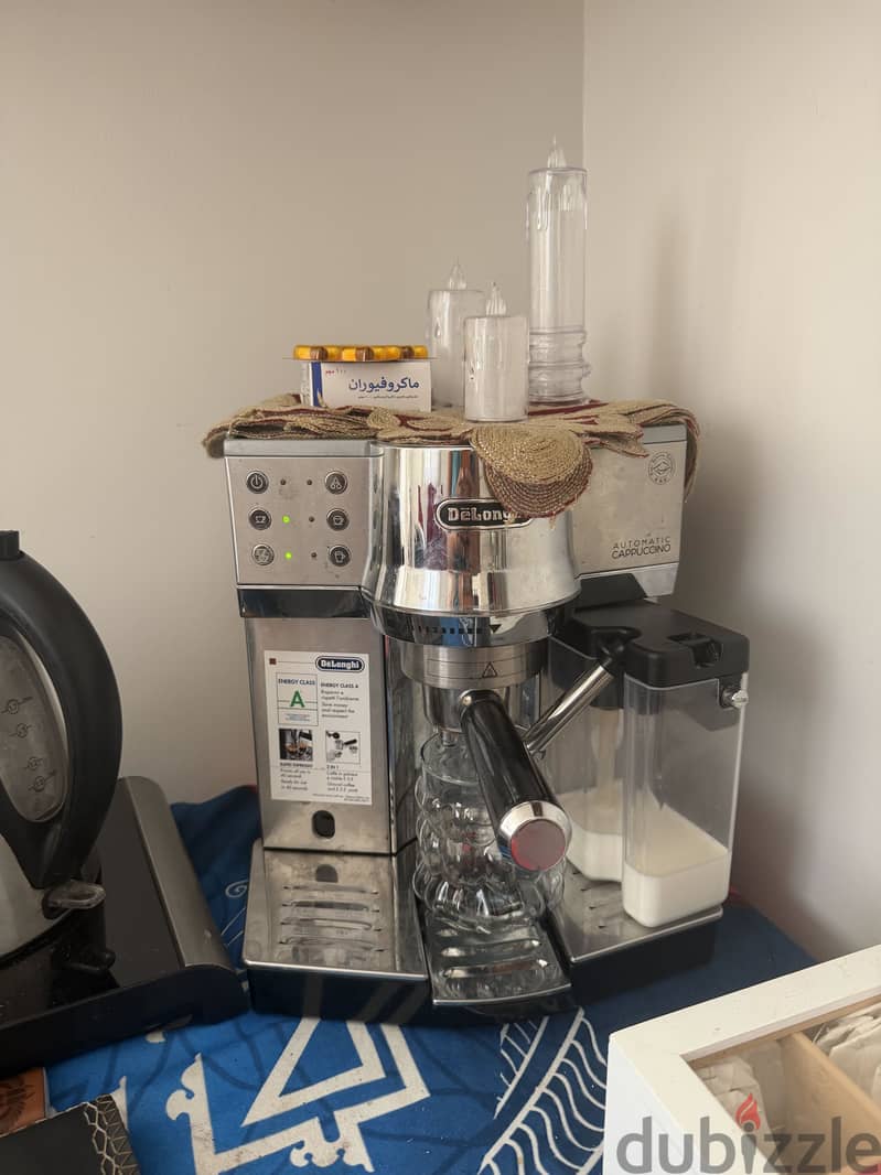 Delongi Expresso Machine EC850M 2