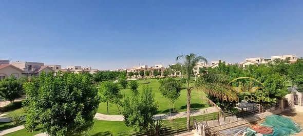 A great deal on a villa for rent in Madinaty, model D3, ultra super lux, with air conditioning and lighting - first occupancy directly on the wide gar