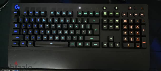 Keyboard Gaming Logitech G213