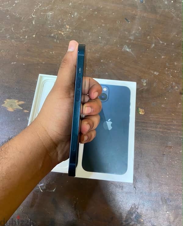 iPhone 13 128 4