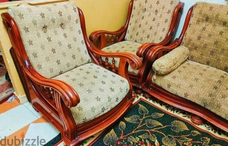 انتريه خشب زان أحمر رومانى ممتاز جدا جدا بسعر مناسب للجادين فقط