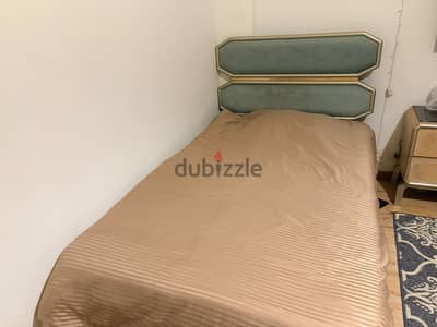 2 beds