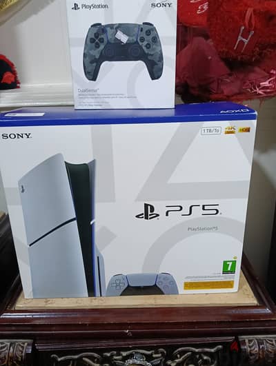 ps5 slim cd + control جديد