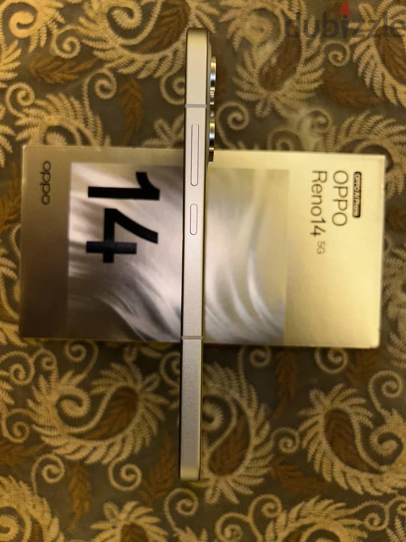 OPPO Reno 14 3