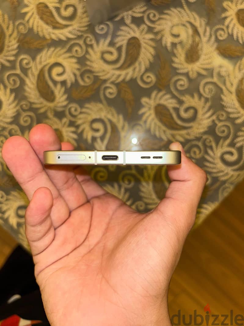 OPPO Reno 14 4