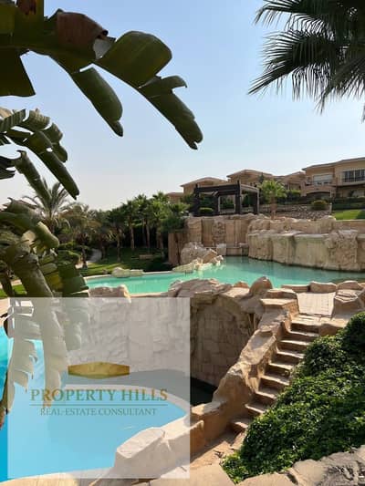 Villa corner high privacy on view lake /big saleeee Down payment  (5million )