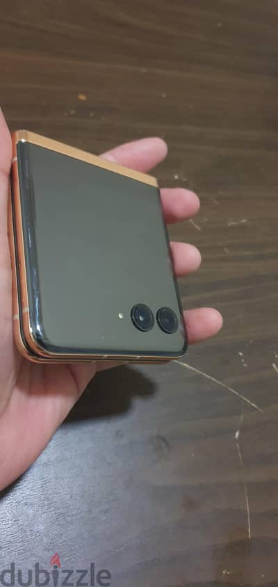 Motorola Razr 12+512