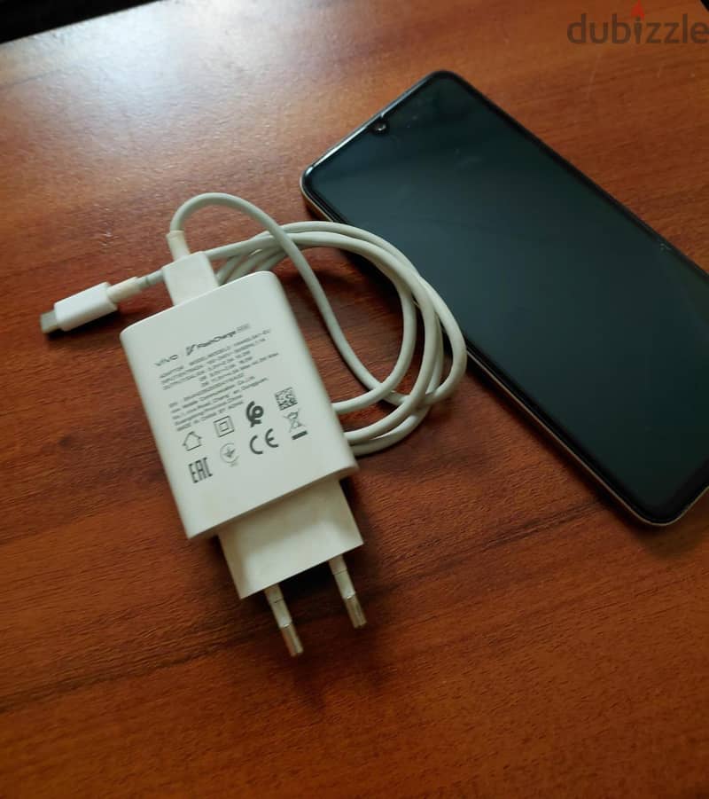 Vivo V25e 4