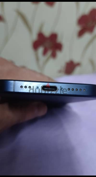 آبل - آيفون 15 برو