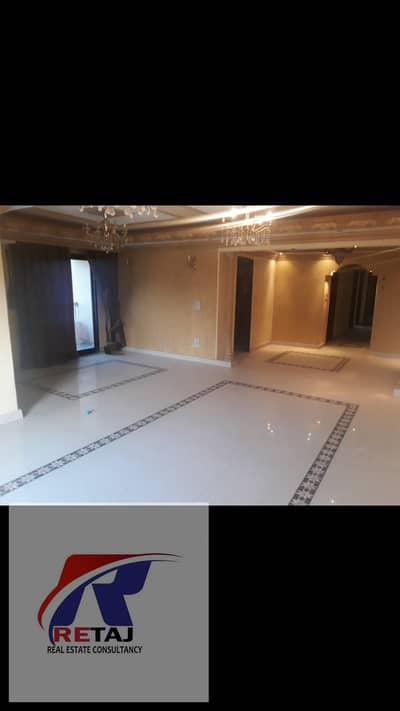 شقة للبيع بالمطبخ 210 م مسجله امتداد الطيران مدينه نصر