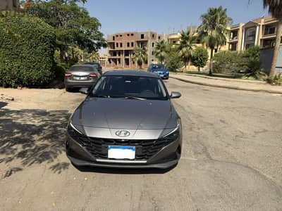 Hyundai Elantra 2021