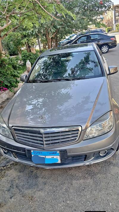 مرسيدس بنز سي 250 2011 أعلى فئة Mercedes-Benz C250 2011 حالة ممتازة