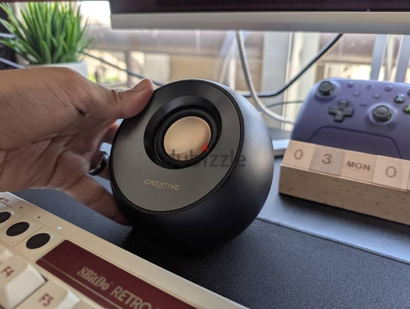 Creative Pebble V2 2