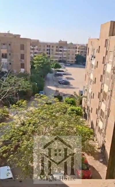 Prime investment in 11th District, 6th of October. Great size, green contract, fully paid. Unbeatable price, act fast!