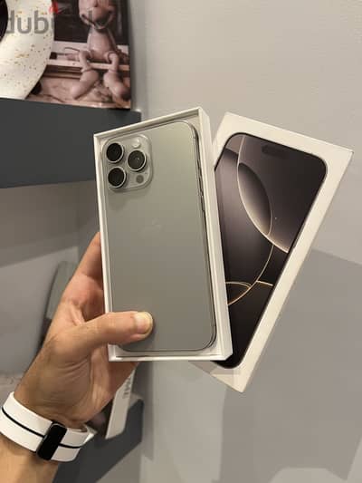 iPhone 16 Pro Max