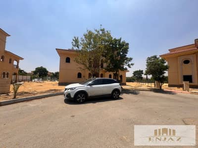 فيلا للبيع فى مدينتى نموذج  C  4 نوم ماستر تطل على اكبر وايد جاردن باكبر مساحه ارض ( 1130 )