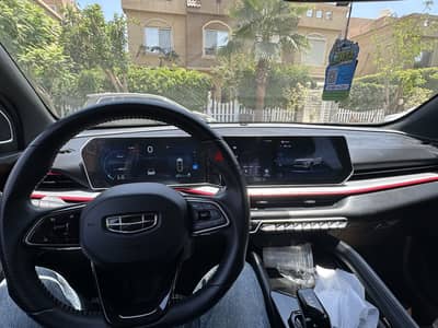 Geely Coolray 2024