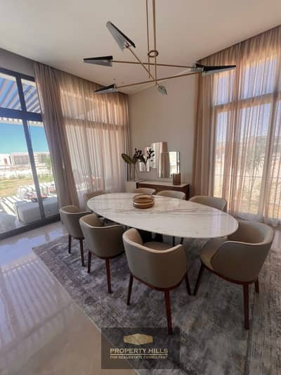 A finished chalet by the sea in Silver Sands – next to Hacienda White