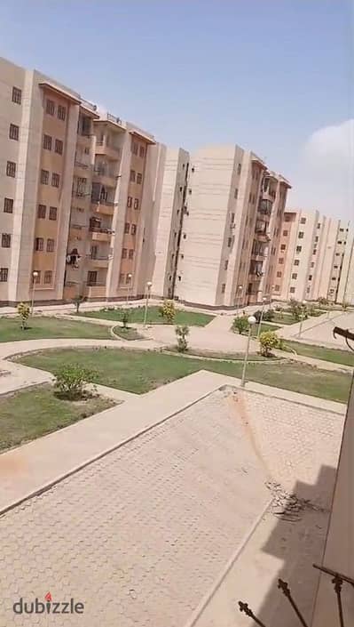 شقة 3 غرف بموقع وأطلالة مميزة جدا بقطاع ج دور ثاني