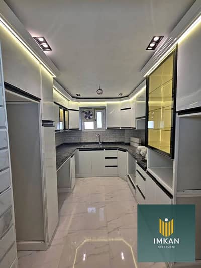 Apartment for sale with a distinctive view in Sheraton, Heliopolis—ready for immediate delivery. It features 3 bedrooms and is available with a 10-yea