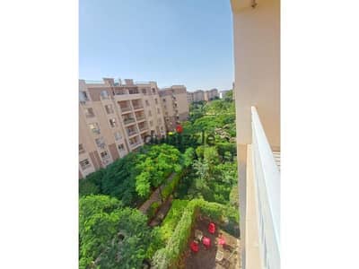 Apartment for Sale – Madinaty, B11------------------------------------Developed by Talaat Moustafa Group (TMG)    Asking Price: EGP 5,850,000