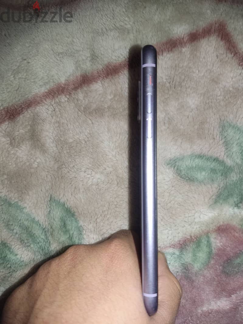 Apple - iPhone 11 5