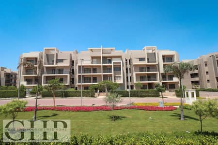 شقة فيو فيلات متشطبة بالكامل بالتكييفات للبيع فيفث سكوير المراسم التجمع الخامسFifth Square Al Marasem
