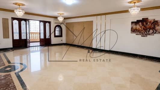 شقة للإيجار السكني في سموحة 320م