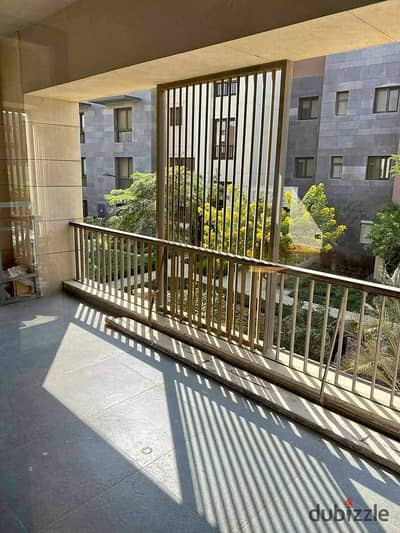 شقه للبيع في ديستريكت 5 التجمع الخامس – District 5 New Cairo جاهزه للسكن الفوري دقايق من هايد بارك فيو علي اللاند سكيب