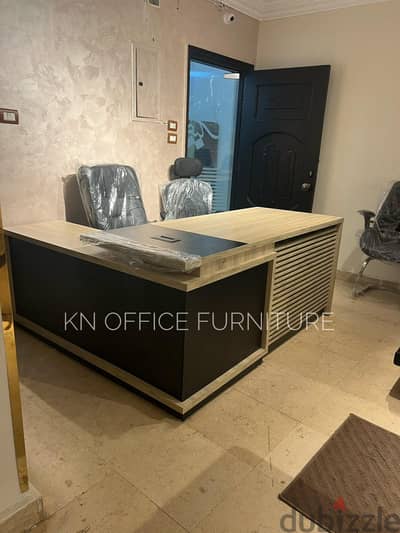 مكتب مدير خشب مودرن مستورد من شركة KN office furniture