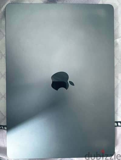 بحاله الجديد MacBook Air M2