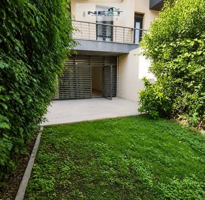 For sale in Madinaty: A great apartment opportunity! 85 sq m + 30 sq m garden in B8, one of Madinaty's most prestigious phases. Third floor, super del